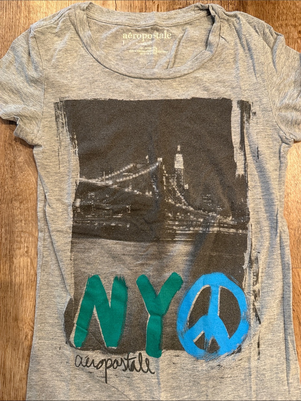 Aeropostale Gray Tee with Green NY and Blue Peace Graphic